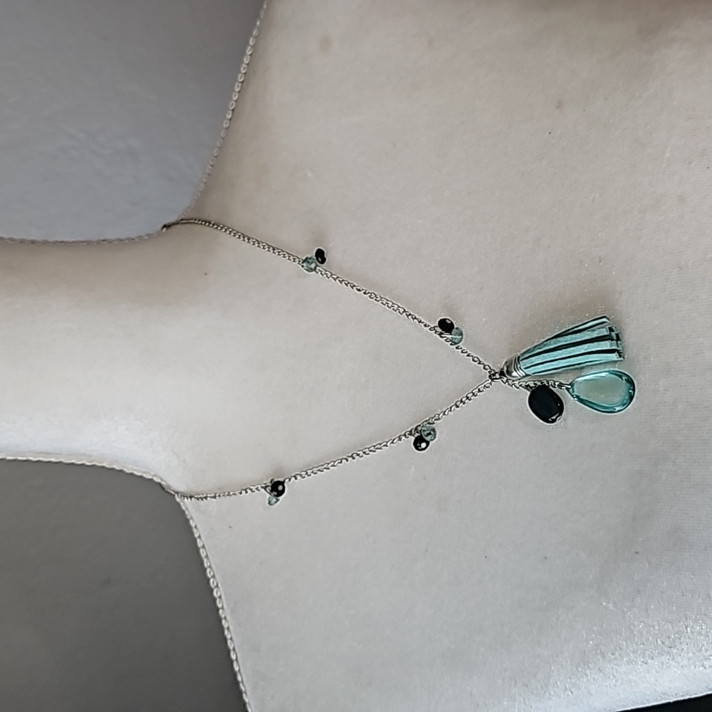 Turquoise and Cobalt Blue Necklace 22 inches Box B/2